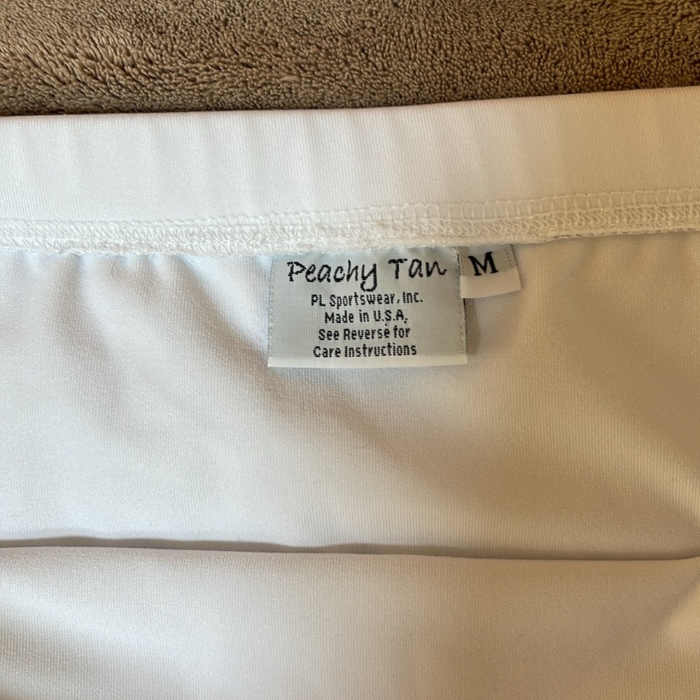 Athletic skirt by Peachy Tan in size medium. - Picture 4 of 4